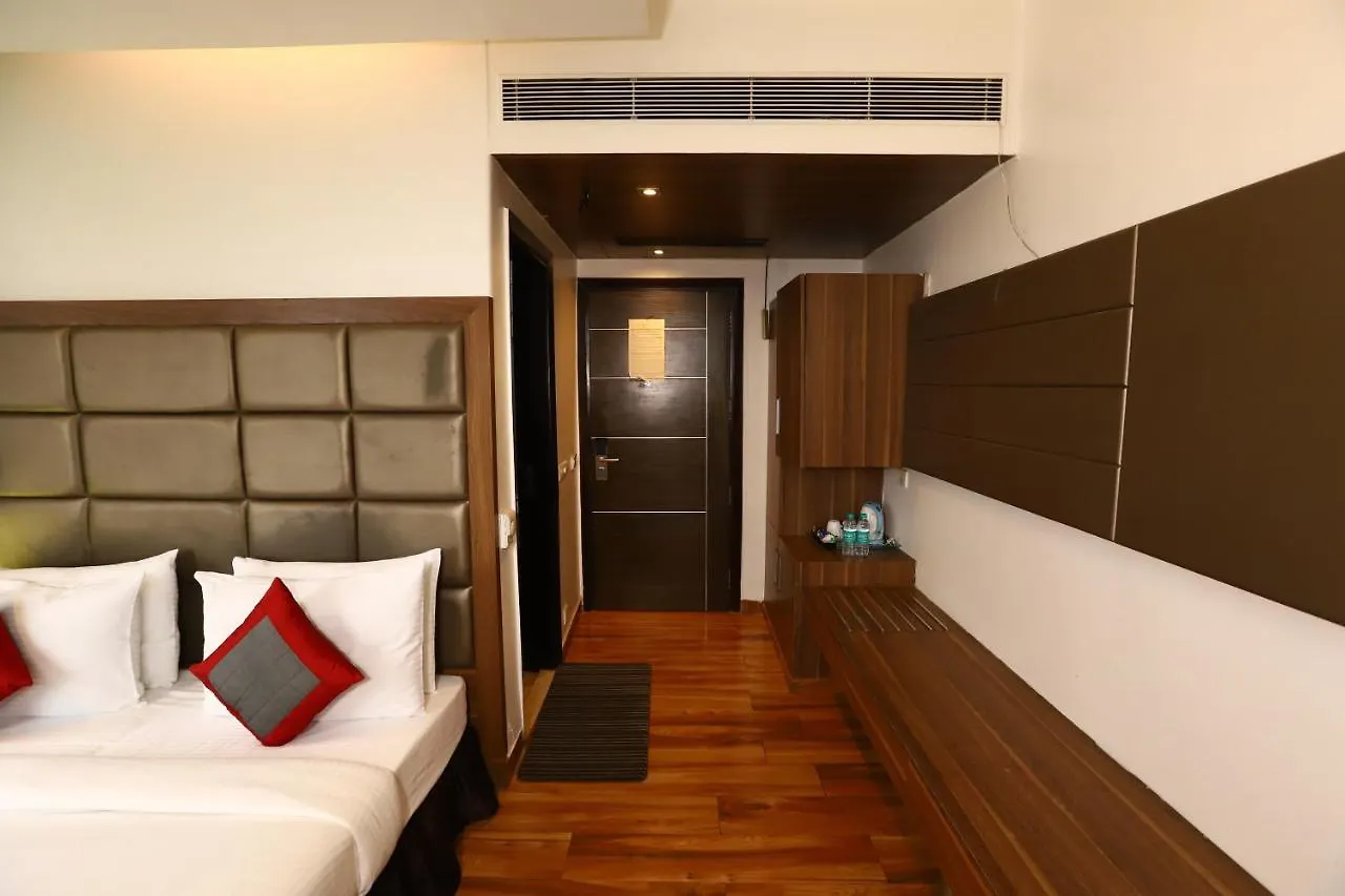 ***  Hotel Twin Tree Naraina Delhi Local Ids Allowed New Delhi India