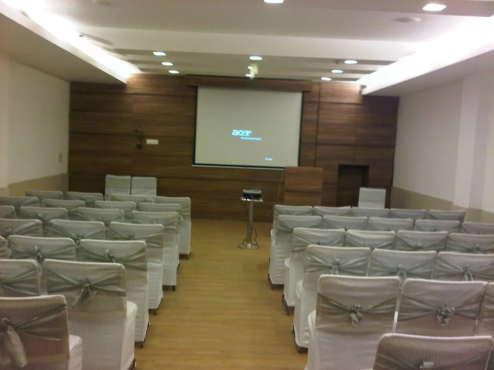 Hotel Twin Tree Naraina Delhi Local Ids Allowed New Delhi
